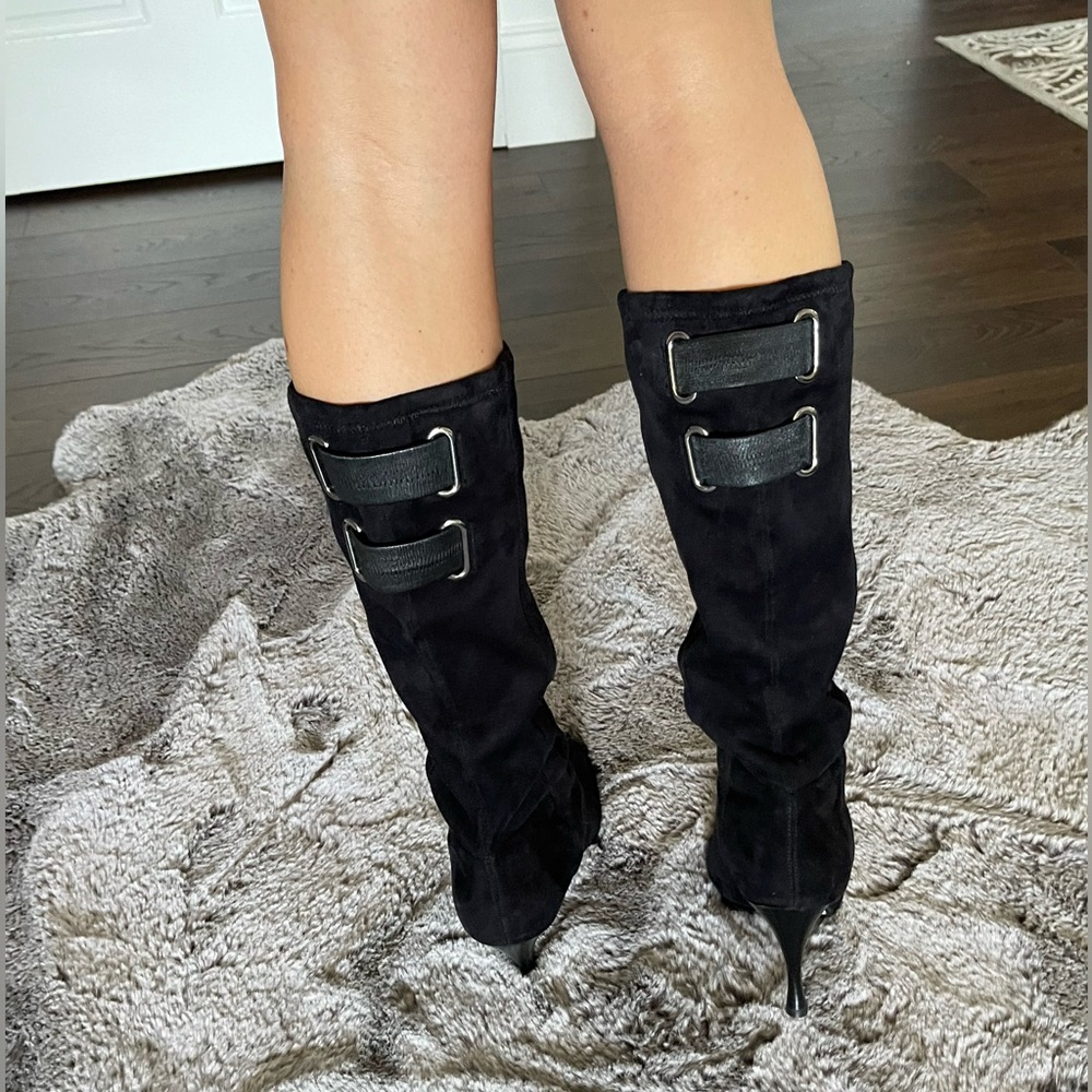 New! BCBG Woman Heeled Suede Black Boots. 9.5 - Picture 5 of 10